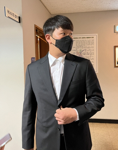 법정 나서는 서준원 [연합뉴스]